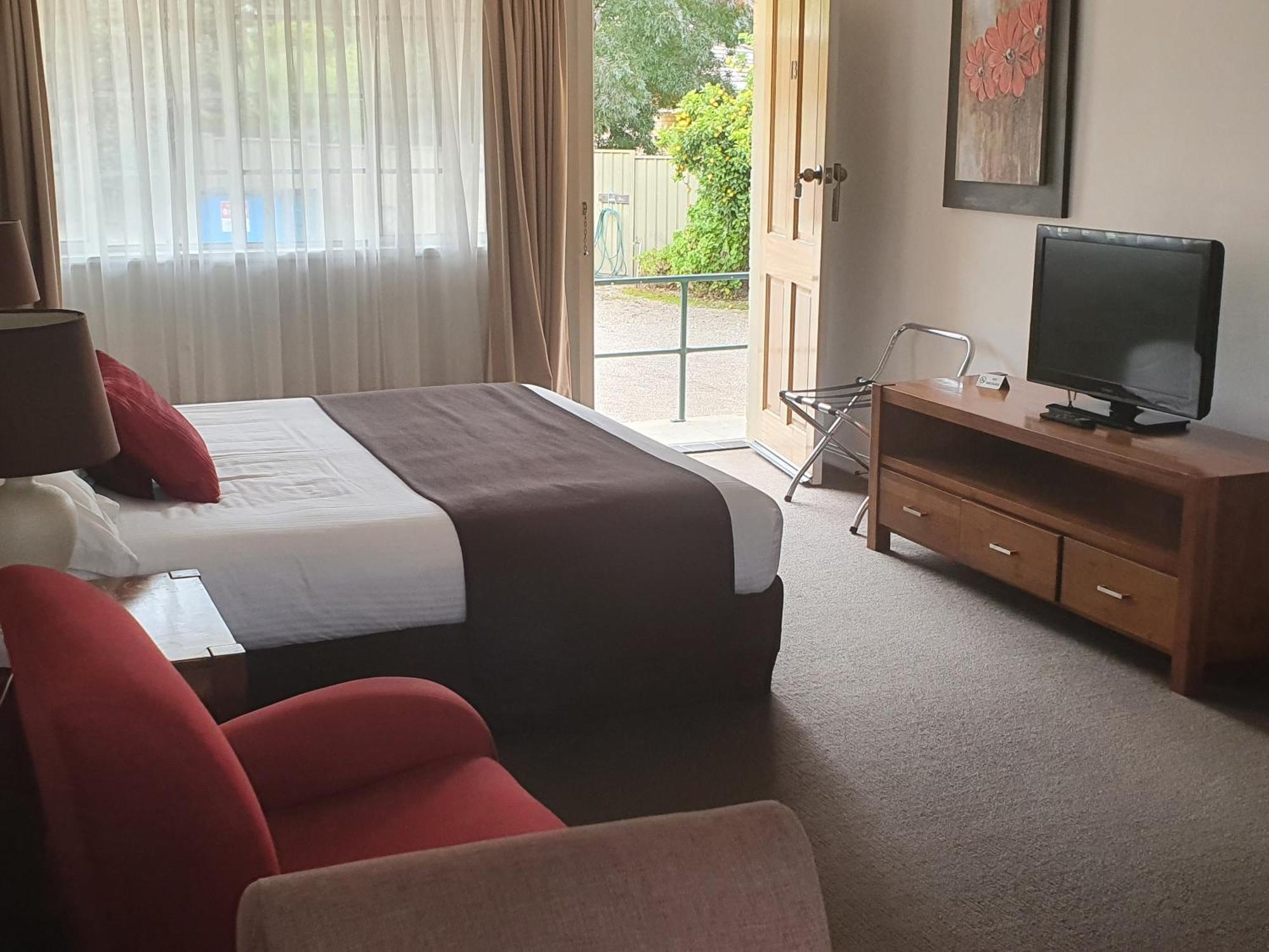The Aston Motel Tamworth Room photo