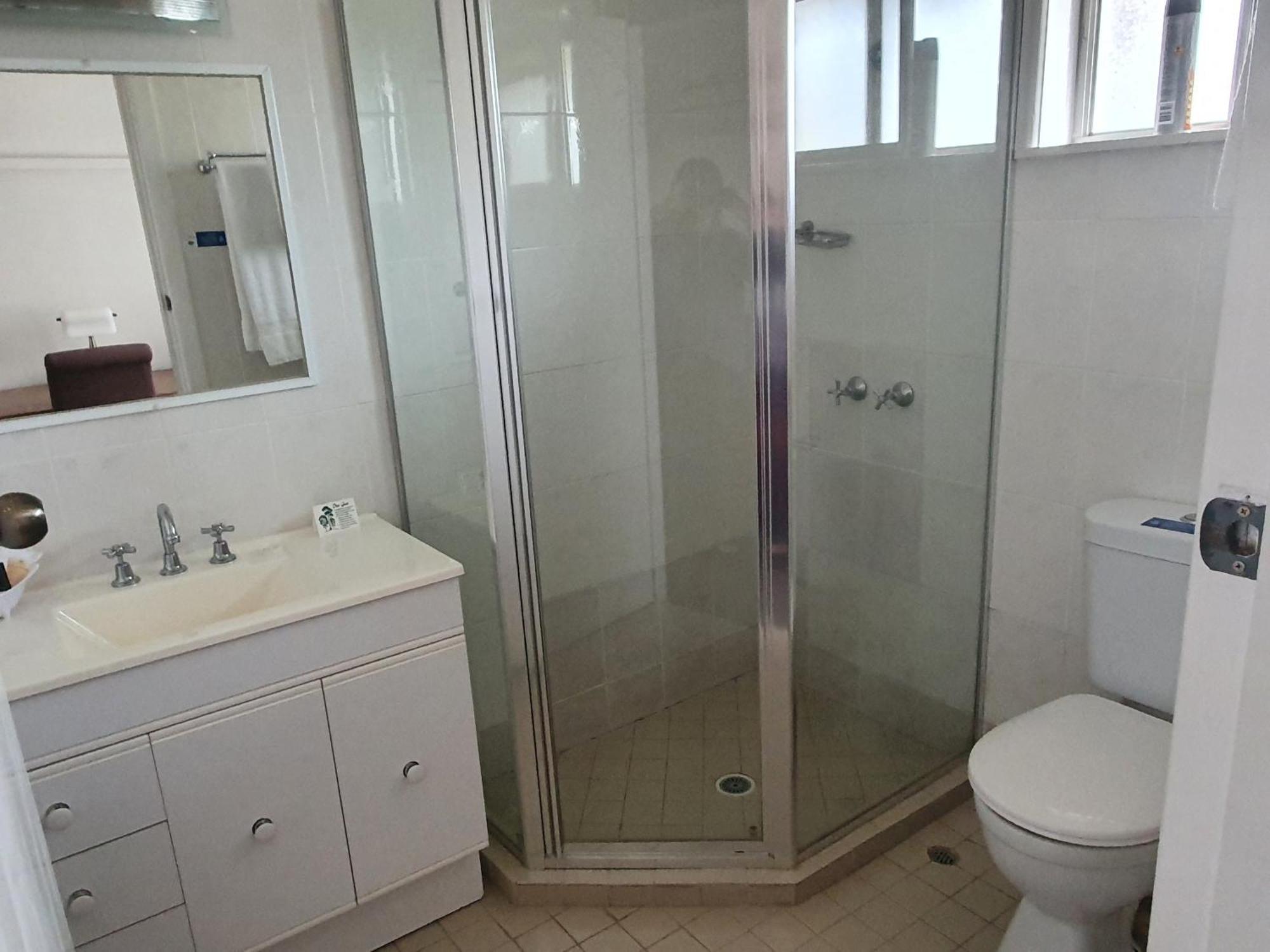 The Aston Motel Tamworth Room photo